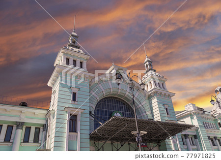 Belorusskiy railway station (written in Russian)-- is one of the nine main railway stations in Moscow, Russia. It was opened in 1870 and rebuilt in its current form in 1907-1912 Belorusskiy railway station (written in Russian)-- is one of the nine main railway stations in Moscow, Russia. It was opened in 1870 and rebuilt in its current form in 1907-1912 77971825
