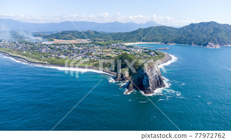Drone aerial photograph of Keya no Ohto [Itoshima City, Fukuoka Prefecture] 77972762