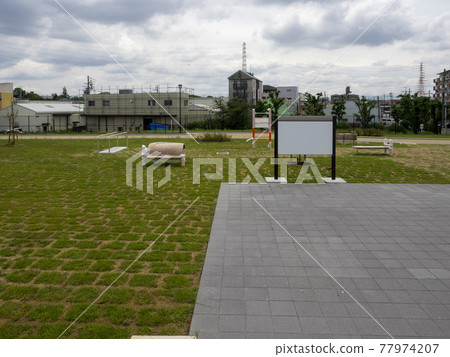 建設中的公園風光 建設中的公園風光 77974207