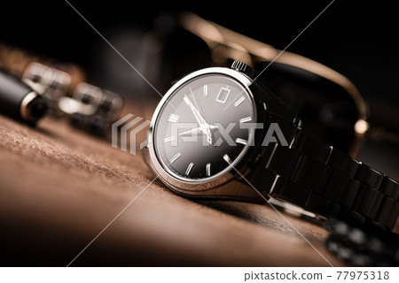 luxury men wristwatch luxury men wristwatch 77975318