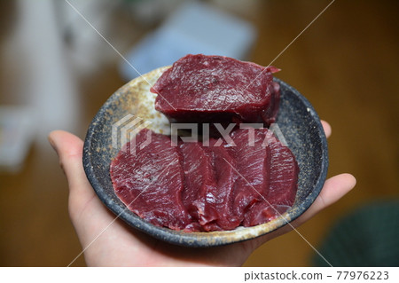 Slice of venison Slice of venison 77976223