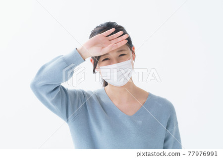 Female mask fever headache 77976991