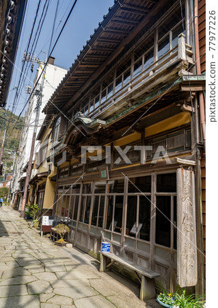 Mihokan, an old inn seen from Aoishi Tatami Dori in Mihonoseki, Matsue City, Shimane Prefecture 77977226