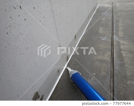 Inside corner sealing 77977644