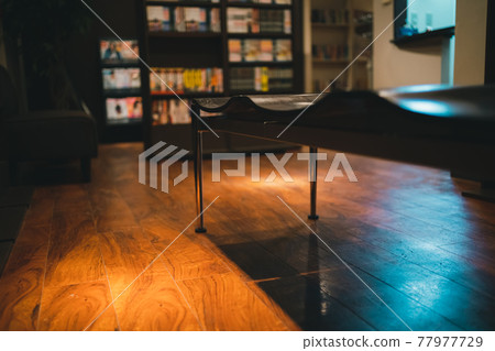 漫畫咖啡館 漫畫咖啡館 77977729