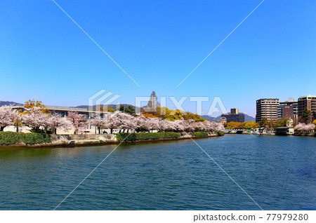 廣島的原子彈爆炸圓頂屋 77979280