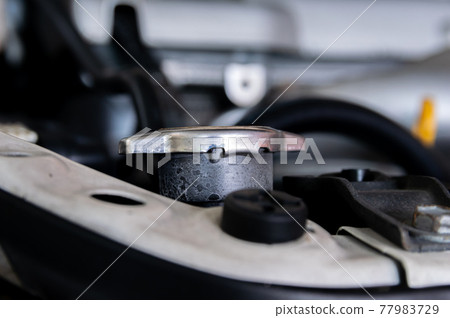 Car radiator cap.. maintenance Car radiator cap.. maintenance 77983729
