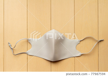 Urethane material mask Urethane material mask 77987594