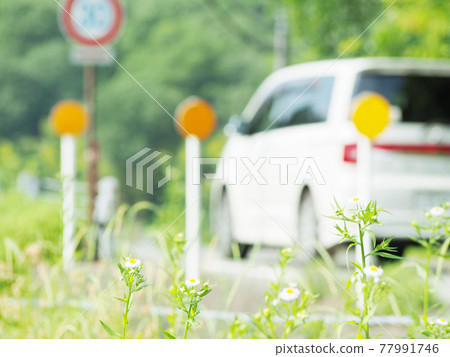 初夏駕駛課程 初夏駕駛課程 77991746