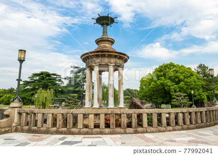 鶴舞公園的象徵噴泉塔 愛知縣名古屋市 照片素材 圖片 圖庫 鶴舞公園的象徵噴泉塔 愛知縣名古屋市 照片素材 圖片 圖庫