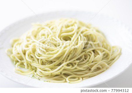 Basil and cheese rich pasta 1.6mm 77994312