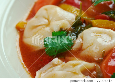 Tortellini Minestrone Soup 77994812