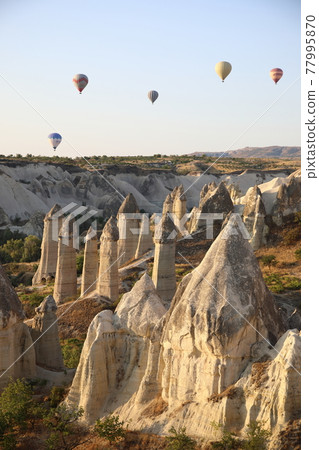 Hot-air balloon (Cappadocia, Turkey) 77995870