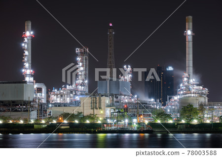 Close up oil and gas industrial, Refinery factory oil storage tank and pipeline steel at night Close up oil and gas industrial, Refinery factory oil storage tank and pipeline steel at night 78003588