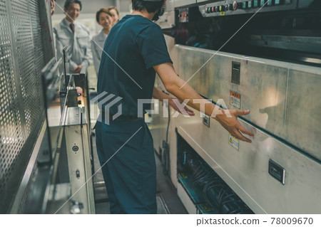 工廠 藍領工人 工人 78009670