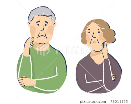 An elderly couple thinking with a troubled face 78011555