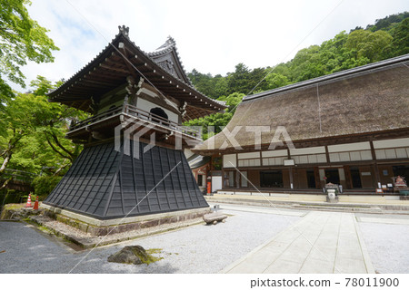Eigenji Bell Tower and Main Hall Higashiomi City, Shiga Prefecture Eigenji Bell Tower and Main Hall Higashiomi City, Shiga Prefecture 78011900