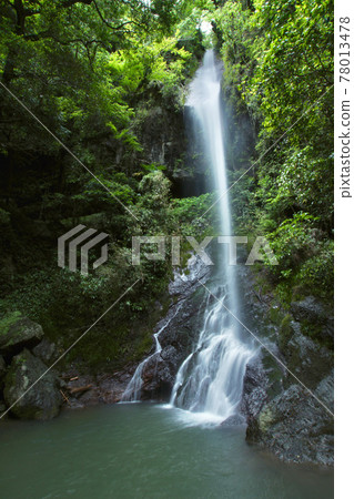Next Falls, Aritagawa Town, Arita District, Wakayama Prefecture Next Falls, Aritagawa Town, Arita District, Wakayama Prefecture 78013478