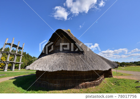 World Cultural Heritage Sannai Maruyama Site Special Historic Site Sannai Maruyama Site Large Horidate Pillar Building Mura in the Jomon Era Aomori City Sannai Aza Maruyama 78017756