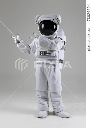 astronaut shooting gesture, white background astronaut shooting gesture, white background 78024204