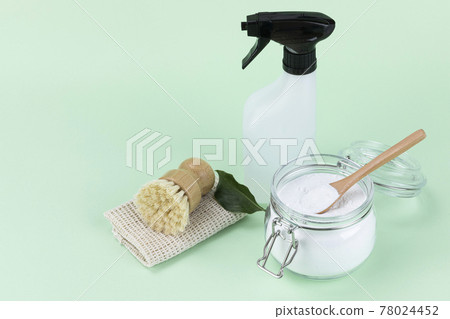 Zero waste cleaning tools, wood brush, natural sponge, baking soda Zero waste cleaning tools, wood brush, natural sponge, baking soda 78024452