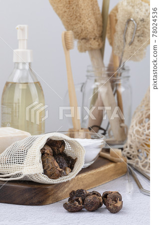 Zero Waste cleaning tools and kit, natural loofah, bamboo brush, soap nuts 78024536