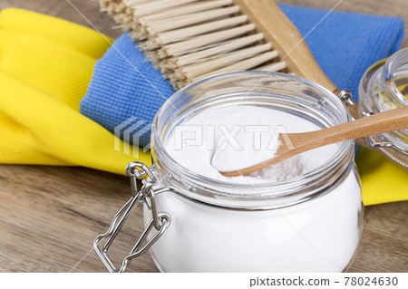 Zero waste cleaning tools and powdered citric acid 78024630