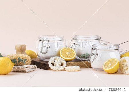 Zero waste cleaning - lemon and natural loofah with citrate powder, baking soda, citric acid pwoder 78024641