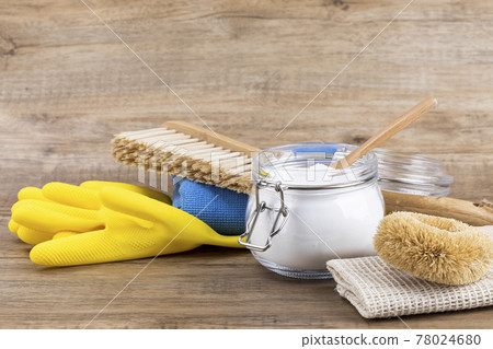 Zero waste cleaning tools and powdered citric acid 78024680