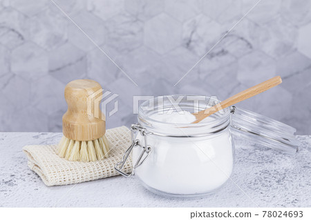 Zero waste cleaning tools, wood brush, natural sponge, baking soda Zero waste cleaning tools, wood brush, natural sponge, baking soda 78024693