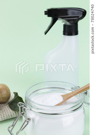 Zero waste cleaning tools, wood brush, natural sponge, baking soda 78024740