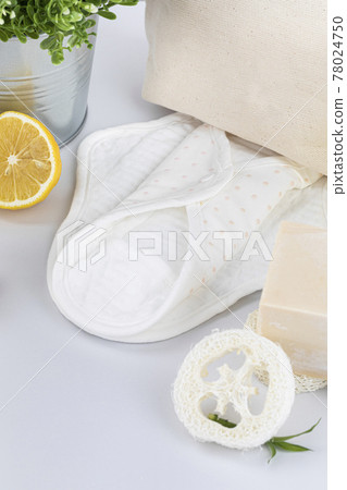 Zero waste cleaning - natural loofah, bamboo brush, soap nuts, cotton napkins 78024750