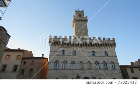 Historical detail Historical detail 78025438