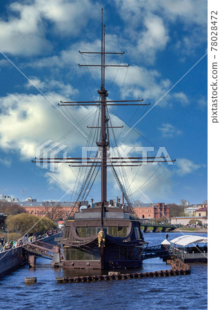 Vintage sailing ship on the Neva River in St. Petersburg Vintage sailing ship on the Neva River in St. Petersburg 78028472