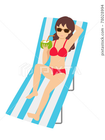 Woman sunbathing on the beach 78028994