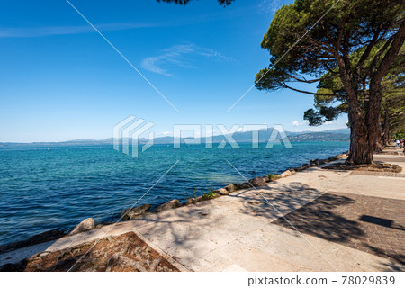 Lago di Garda - Lake Garda view from the Lazise Town Verona Italy Lago di Garda - Lake Garda view from the Lazise Town Verona Italy 78029839