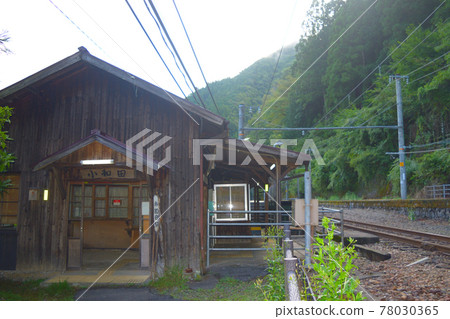 Hamamatsu City, Shizuoka Prefecture JR Central Iida Line Kowada Station (Hikyo Station) Hamamatsu City, Shizuoka Prefecture JR Central Iida Line Kowada Station (Hikyo Station) 78030365