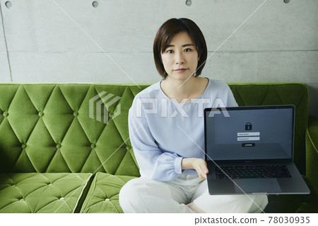女生 女孩 女性 78030935
