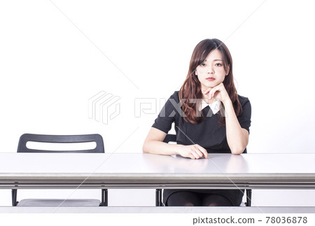 年輕女性上課的圖片素材 78036878