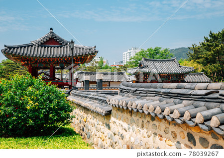 Royal Tomb of King Suro in Gimhae, Korea Royal Tomb of King Suro in Gimhae, Korea 78039267