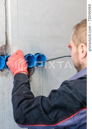 A set of plastic inserts for red and blue sockets. Construction vacuum cleaner 78046068