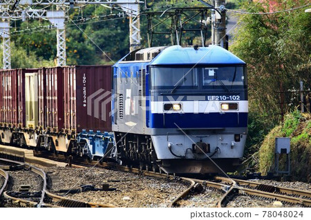 Container freight train towed by electric locomotive EF210 "Momotaro" 78048024