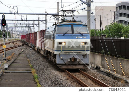電力機車牽引的集裝箱貨運列車和EF66-100系列 電力機車牽引的集裝箱貨運列車和EF66-100系列 78048031