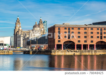 Albert Dock and Three Graces building in Liverpool 78048425
