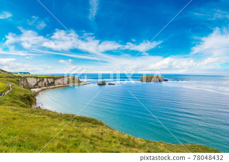 Carrick-a-Rede, Causeway Coast 78048432