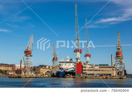 Cargo port in Helsinki Cargo port in Helsinki 78048904