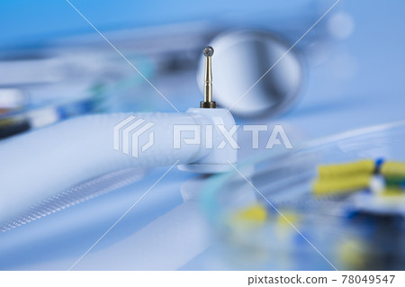 Close-up Dental Instruments 78049547