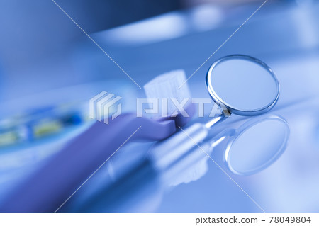 Set of metal medical equipment tools for teeth dental Set of metal medical equipment tools for teeth dental 78049804