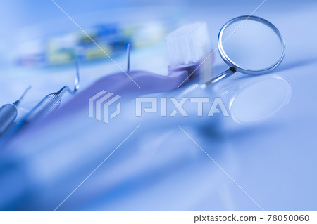 Set of metal medical equipment tools for teeth dental 78050060