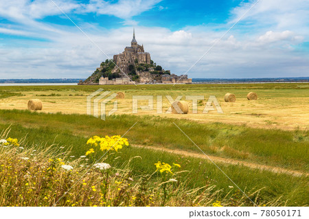 Mont Saint Michele, France 78050171